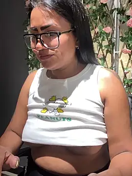 Stripchat Sex Cam for Ariana_Rodriguez